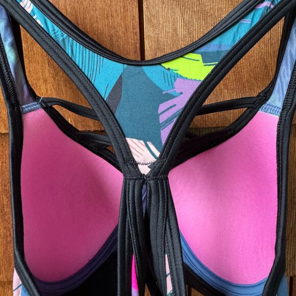 EUC PINK Victorias Secret Ultimate Push Up Sports Bra Wireless - Women's X-Small - Picture 6 of 8